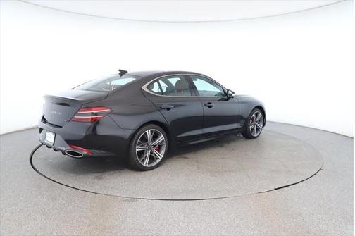 2025 Genesis G70 3.3T RWD Sport Advanced