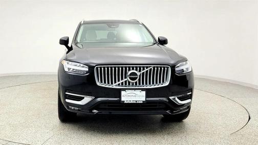 2025 Volvo XC90 B5 Core
