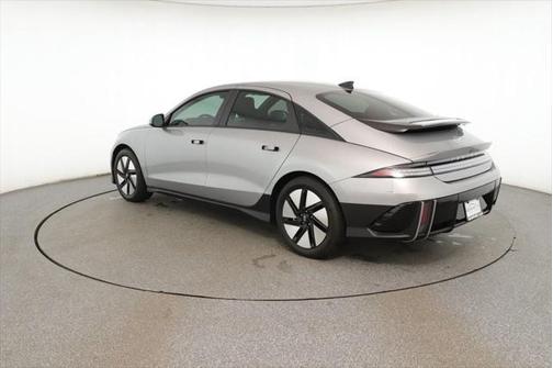 2023 Hyundai IONIQ 6 SE