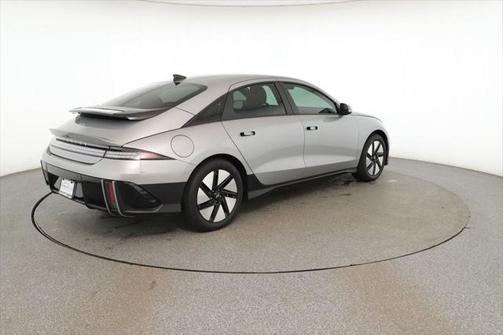 2023 Hyundai IONIQ 6 SE