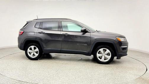 Granite Crystal Metallic Clearcoat 2020 Jeep Compass Latitude
