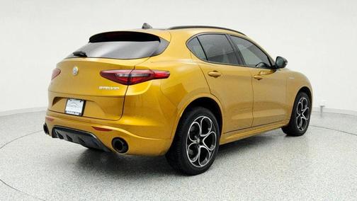 2023 Alfa Romeo Stelvio Veloce AWD