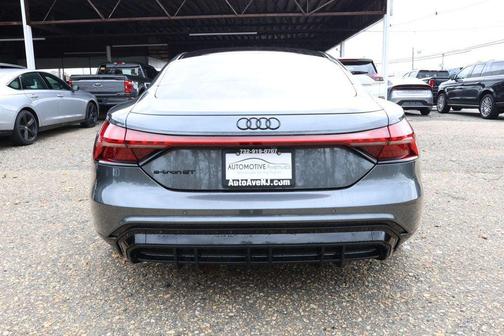 2022 Audi e-tron GT Prestige