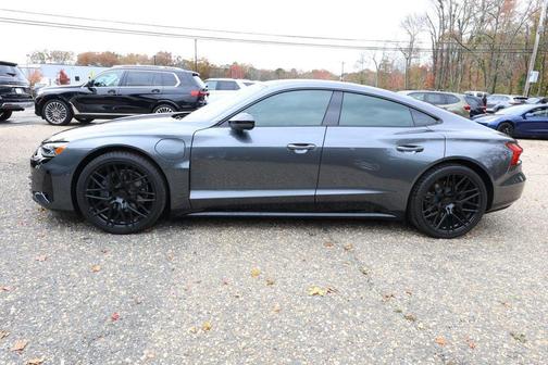 2022 Audi e-tron GT Prestige