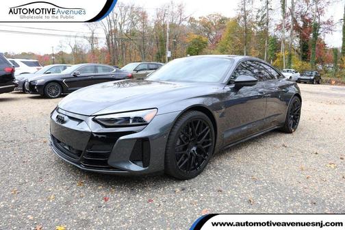 2022 Audi e-tron GT Prestige