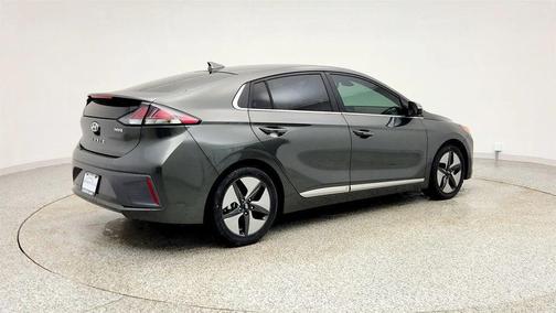 2022 Hyundai IONIQ Hybrid SEL