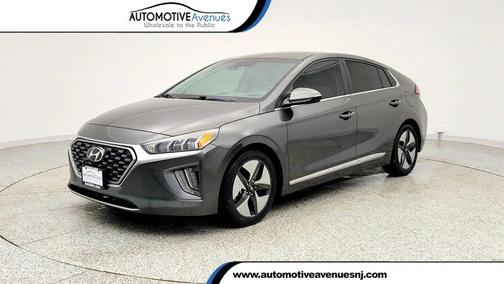 2022 Hyundai IONIQ Hybrid SEL