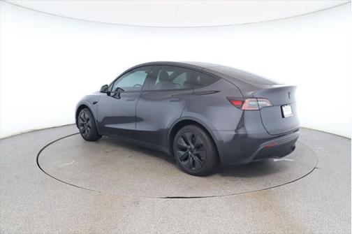 2024 Tesla Model Y Long Range Dual Motor All-Wheel Drive