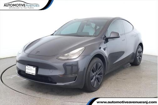 2024 Tesla Model Y Long Range Dual Motor All-Wheel Drive