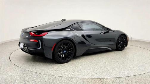 Sophisto Gray Metallic w/Frozen Gray Accent 2019 BMW i8 Coupe w/ BMW Laserlight