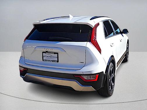 2023 Kia Niro Touring