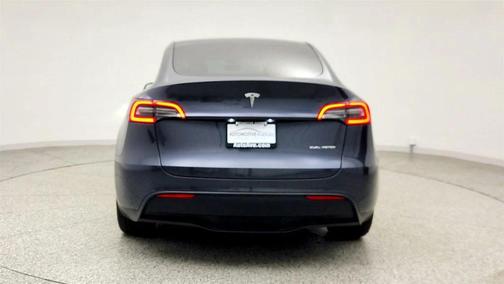 Midnight Silver Metallic 2023 Tesla Model Y Long Range AWD w/ 7 Seat Int., 20'' Wheels & Acceleration Boost