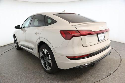 2022 Audi e-tron Sportback S line Premium Plus