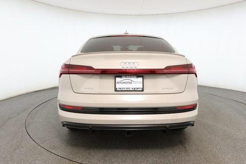 2022 Audi e-tron Sportback S line Premium Plus