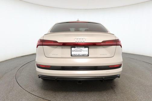 2022 Audi e-tron Sportback S line Premium Plus