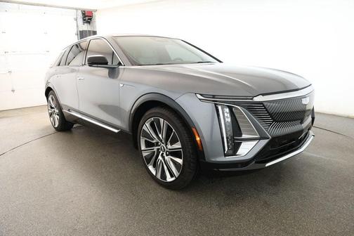 2023 Cadillac LYRIQ V