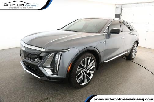 2023 Cadillac LYRIQ V