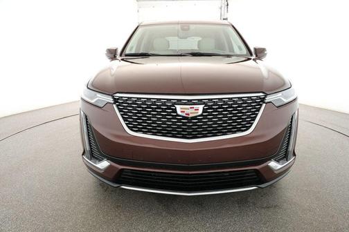 2022 Cadillac XT6 Premium Luxury FWD