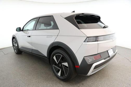 2025 Hyundai IONIQ 5 SE