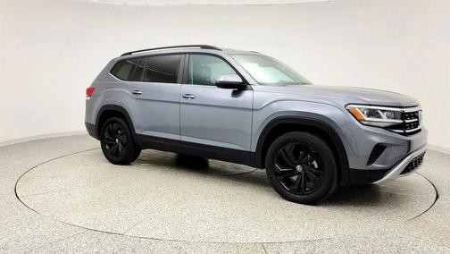 2023 Volkswagen Atlas 3.6L SE w/Technology