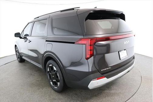 2025 Kia Carnival EX