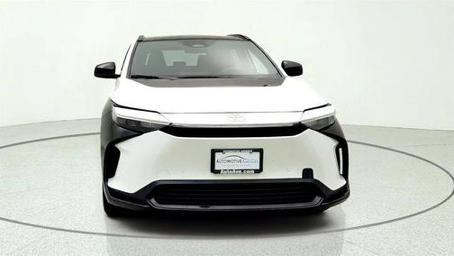 Wind Chill Pearl 2023 Toyota bZ4X XLE