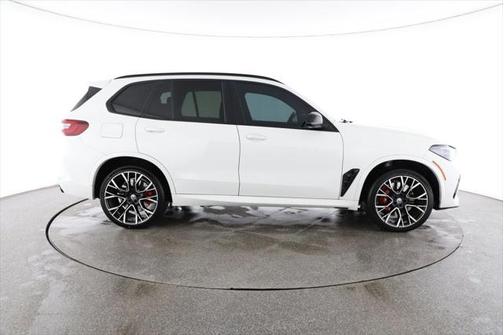 2022 BMW X5 M Base