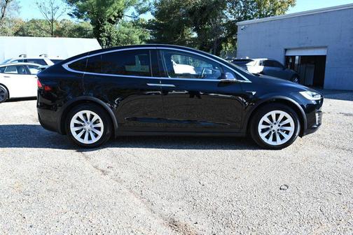 2021 Tesla Model X Long Range Plus Dual Motor All-Wheel Drive