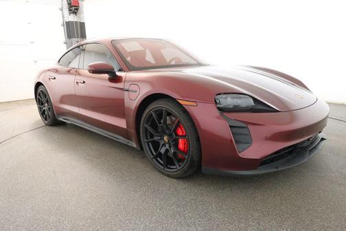 2022 Porsche Taycan GTS