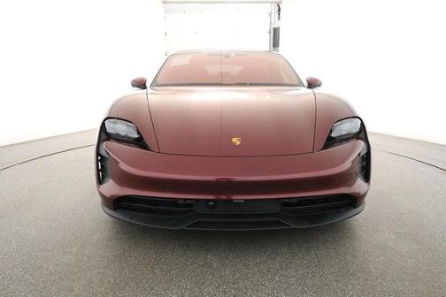 2022 Porsche Taycan GTS