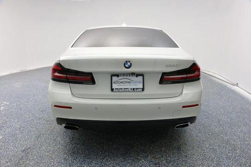 2023 BMW 530 i