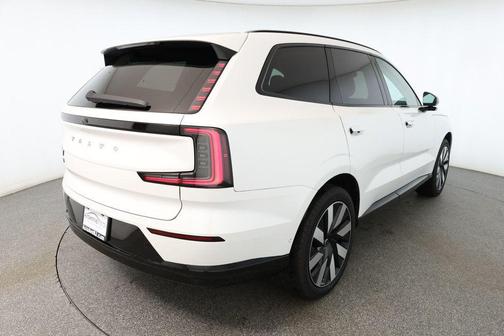 2025 Volvo EX90 Twin Motor Plus