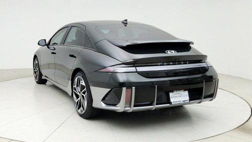 2023 Hyundai IONIQ 6 SEL