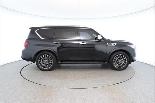 2023 INFINITI QX80 SENSORY AWD