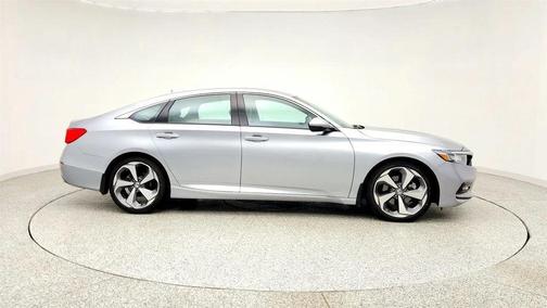 Lunar Silver Metallic 2018 Honda Accord Touring 2.0T