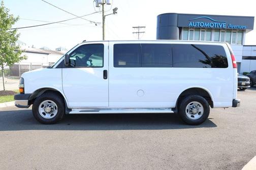 2016 Chevrolet Express 3500 LT