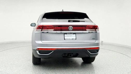 2024 Volkswagen Atlas Cross Sport 2.0T SE w/Technology 4MOTION