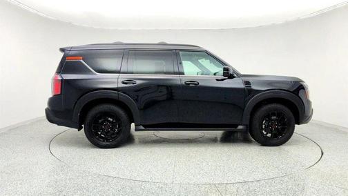 2025 Nissan Armada PRO-4X 4WD