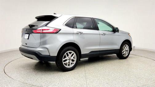 ICONIC SILVER 2024 Ford Edge SEL