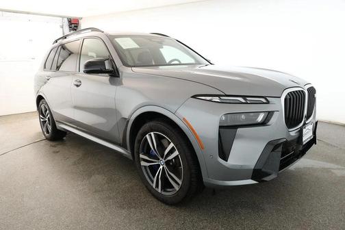 2025 BMW X7 M60i
