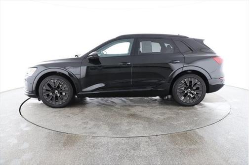 2024 Audi Q8 e-tron Prestige