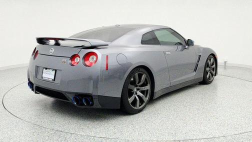 2010 Nissan GT-R Premium