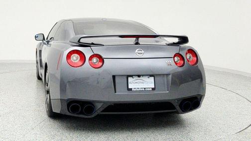 2010 Nissan GT-R Premium