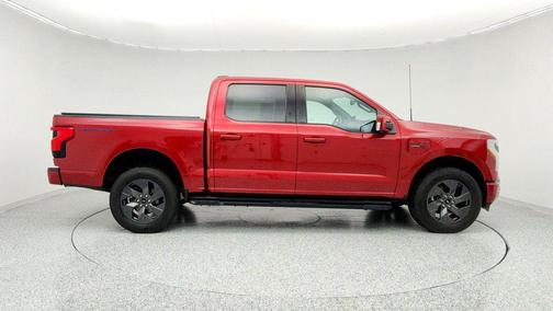 2022 Ford F-150 Lightning LARIAT