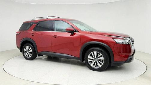 2024 Nissan Pathfinder SL 4WD