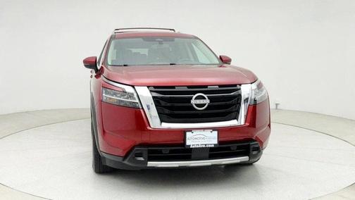 2024 Nissan Pathfinder SL 4WD