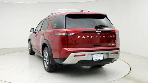 2024 Nissan Pathfinder SL 4WD