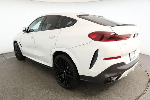 2024 BMW X6 xDrive40i