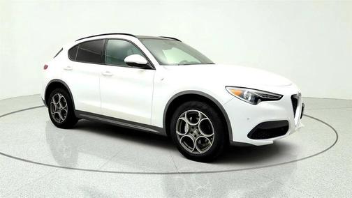 Alfa White 2022 Alfa Romeo Stelvio Ti