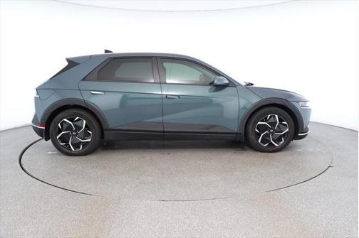 2023 Hyundai IONIQ 5 SE